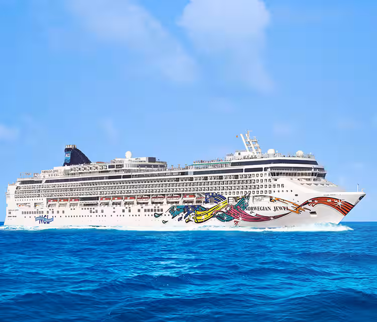 Norwegian Jewel cruise ship scheduled for select 2026 sailings